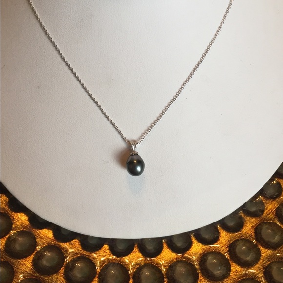 Nordstrom Jewelry - pearl necklace Nordstrom Jewelry - pearl necklace